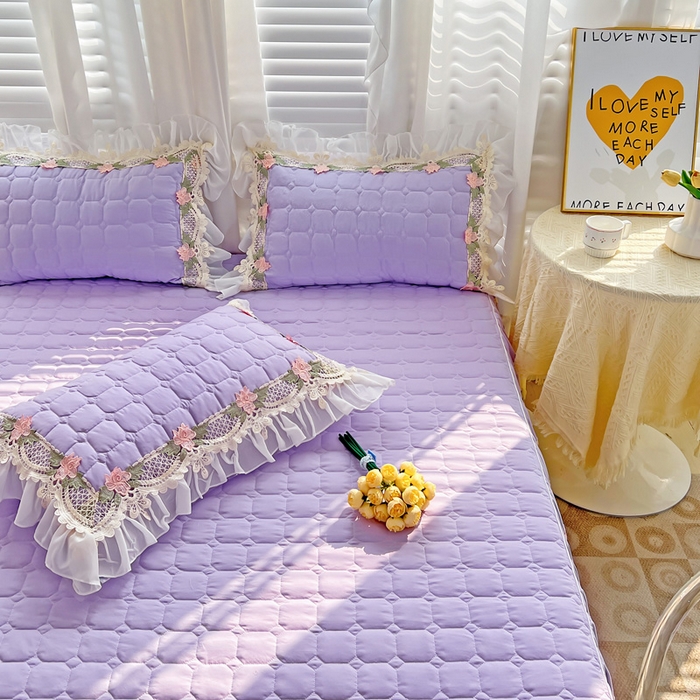 91家纺网 家纺一手货源 找家纺 罗艺轩 2024新款夹棉床裙施华洛系列三件套 施华洛-浅紫