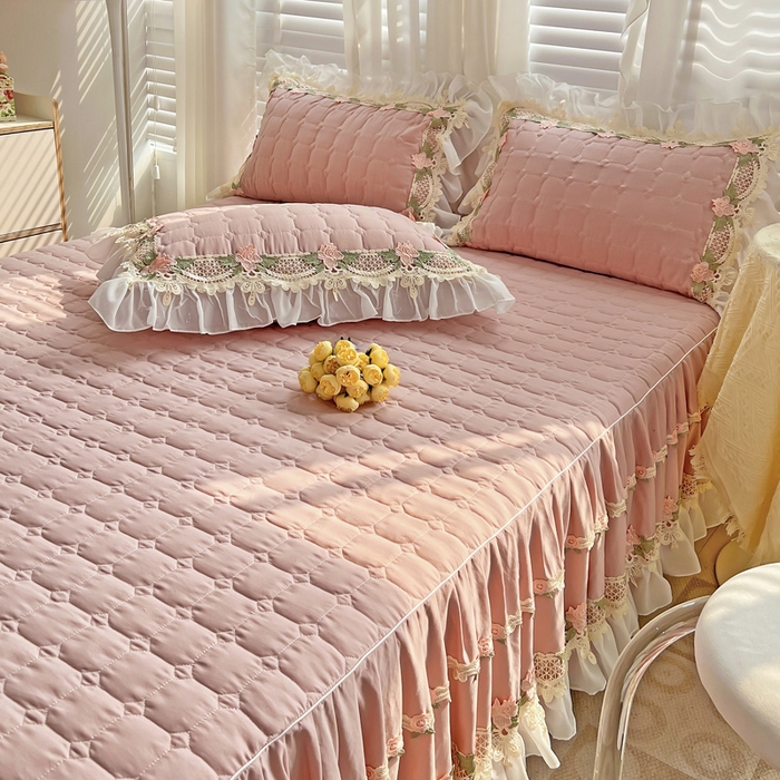 91家纺网 家纺一手货源 找家纺 罗艺轩 2024新款夹棉床裙施华洛系列三件套 施华洛-玉色