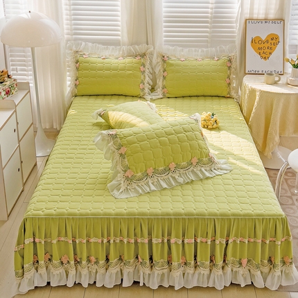 91家纺网 家纺一手货源 找家纺 罗艺轩 2024新款夹棉床裙施华洛系列三件套 施华洛-果绿