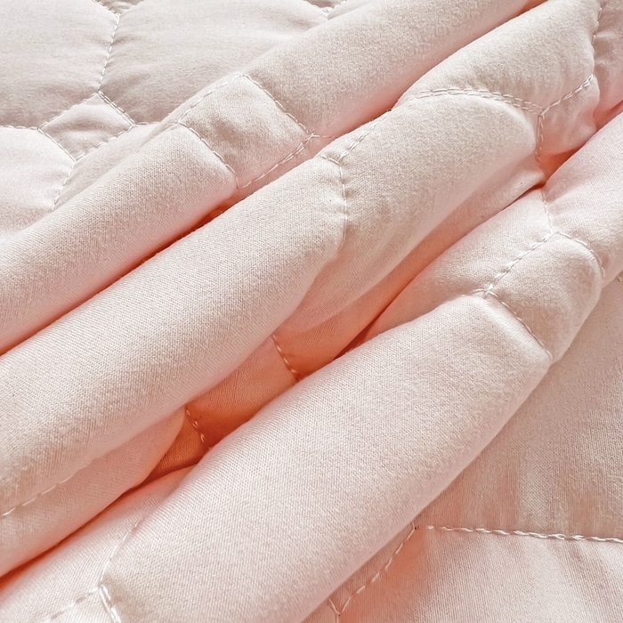 91家纺网 家纺一手货源 找家纺 罗艺轩 2024新款夹棉床裙施华洛系列四件套 施华洛-浅粉