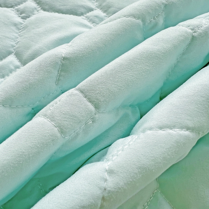 91家纺网 家纺一手货源 找家纺 罗艺轩 2024新款夹棉床裙施华洛系列四件套 施华洛-浅蓝