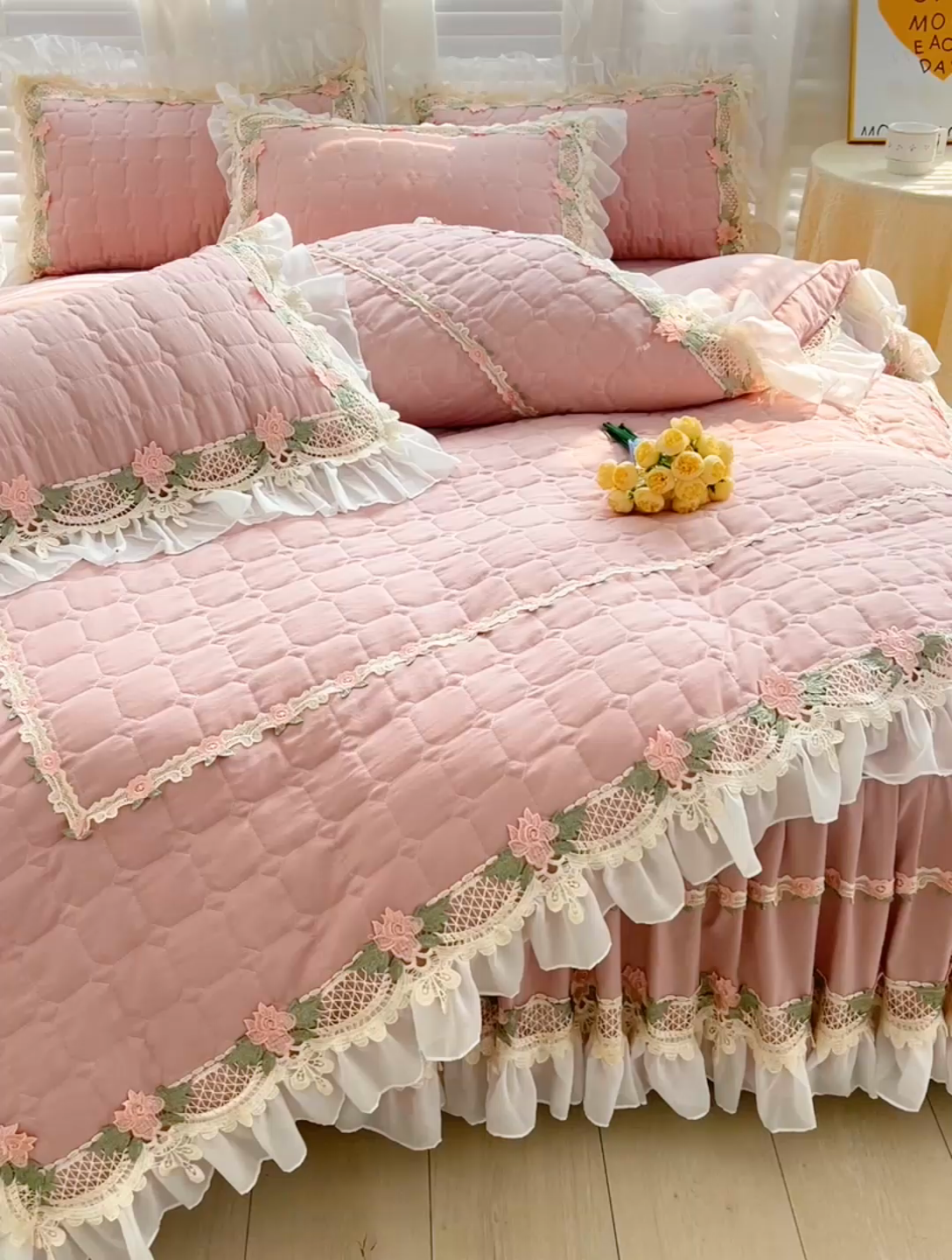 91家纺网 家纺一手货源 找家纺 罗艺轩 2024新款夹棉床裙施华洛系列四件套 施华洛-玉色