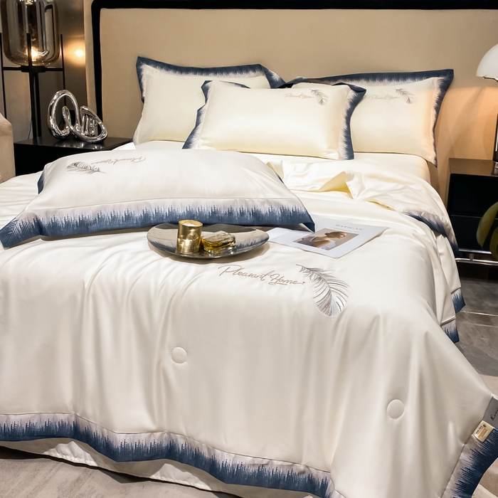 91家纺网 家纺一手货源 找家纺 露梦家纺 大牌轻奢款水洗真丝刺绣数码宽边夏被四件套-羽墨 羽墨-珍珠白
