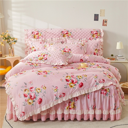 91家纺网 家纺一手货源 找家纺 十个点 2024新款全棉印花夹棉韩版蕾丝床裙床头罩四件套 红粉佳人