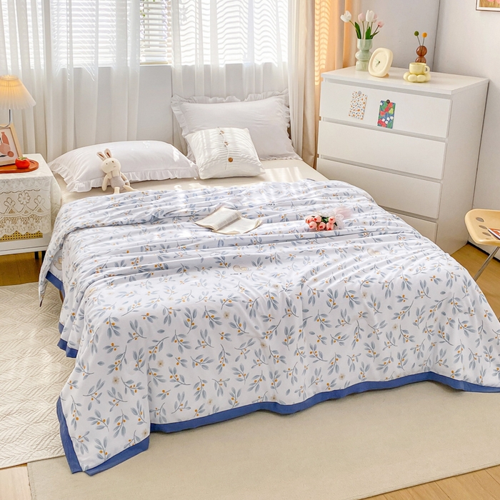 91家纺网 家纺一手货源 找家纺 羋多 2023新款拼角飞边田园风德芙棉优肤水洗夏被 一枝春