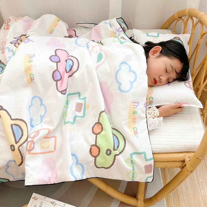 91家纺网 家纺一手货源 找家纺 鱼宝 2023新款40支全棉无荧光儿童夏被 涂鸦小车