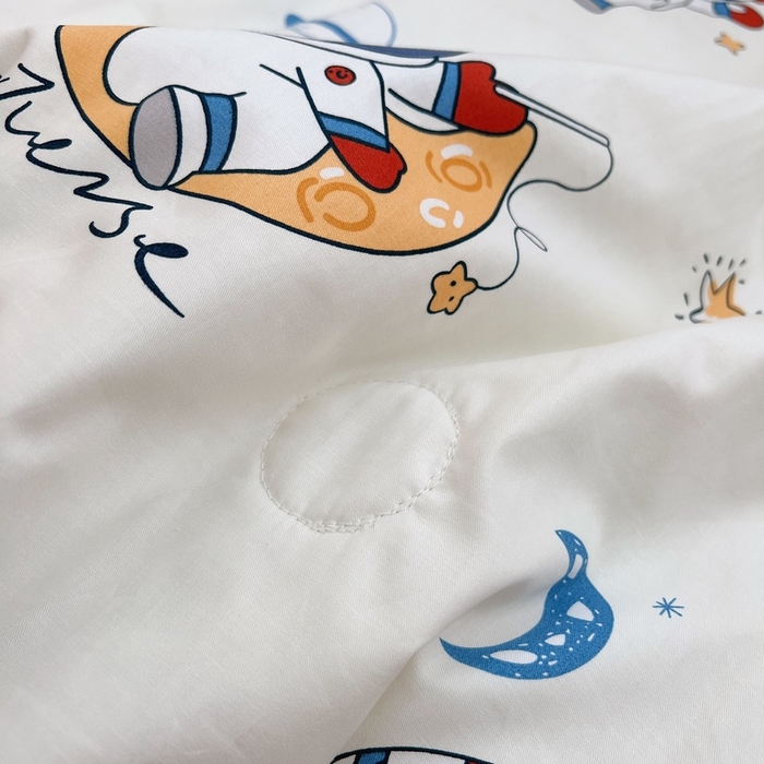 91家纺网 家纺一手货源 找家纺 鱼宝 2023新款40支全棉无荧光儿童夏被 太空漫步