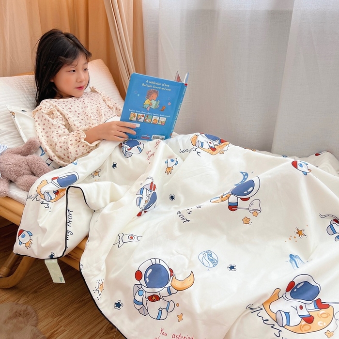91家纺网 家纺一手货源 找家纺 鱼宝 2023新款40支全棉无荧光儿童夏被 太空漫步