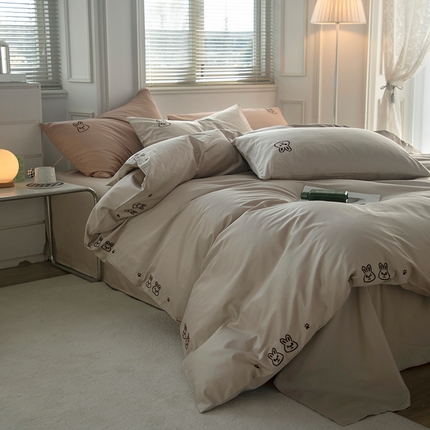 91家纺网 家纺一手货源 找家纺 （总）网客家纺 2024新款100支长绒棉兔子绣花四件套