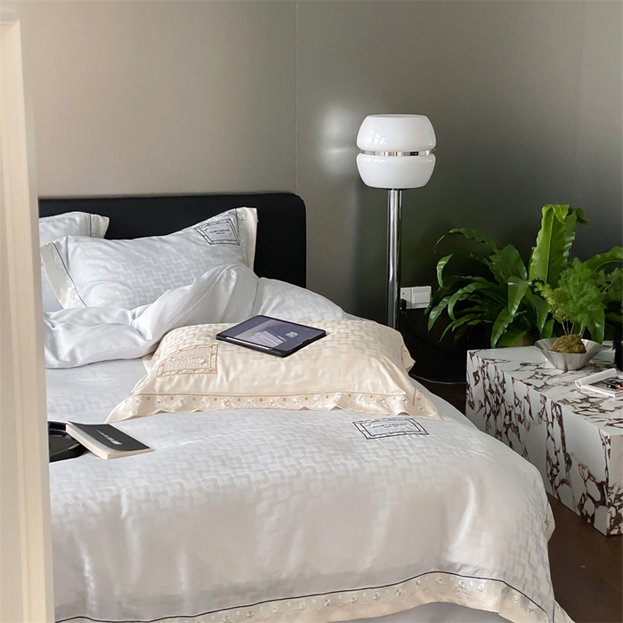 91家纺网 家纺一手货源 找家纺 MIU缪家居 2023新款80支兰精天丝四件套（提花）梦境 蓝