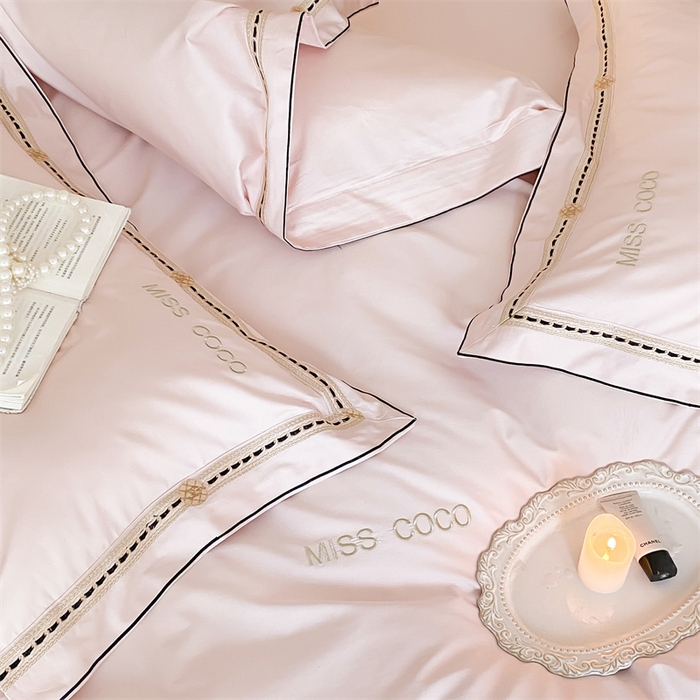 91家纺网 家纺一手货源 找家纺 MIU缪家居 2023新款100支四件套百变coco 粉