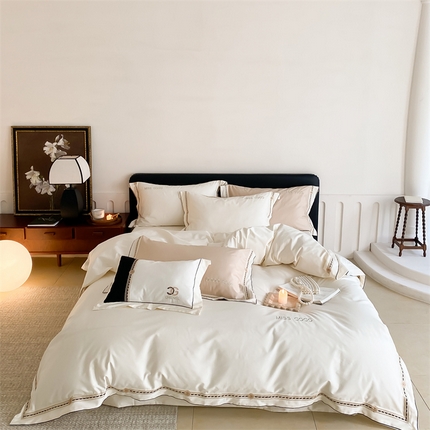 91家纺网 家纺一手货源 找家纺 MIU缪家居 2023新款100支四件套百变coco 乳白