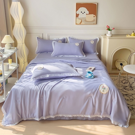 91家纺网 家纺一手货源 找家纺 麦朵家居 2023新款花边款夏被四件套 丽莎-紫
