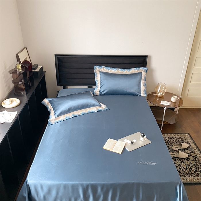 91家纺网 家纺一手货源 找家纺 MIU缪家居 2023款珍珠丝凉席 《雅》系列 深蓝