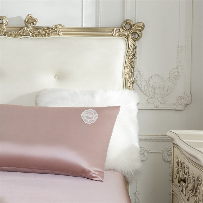 91家纺网 家纺一手货源 找家纺 MIU缪家居 2023款珍珠丝凉席  爱丽丝（棚拍） 樱花粉