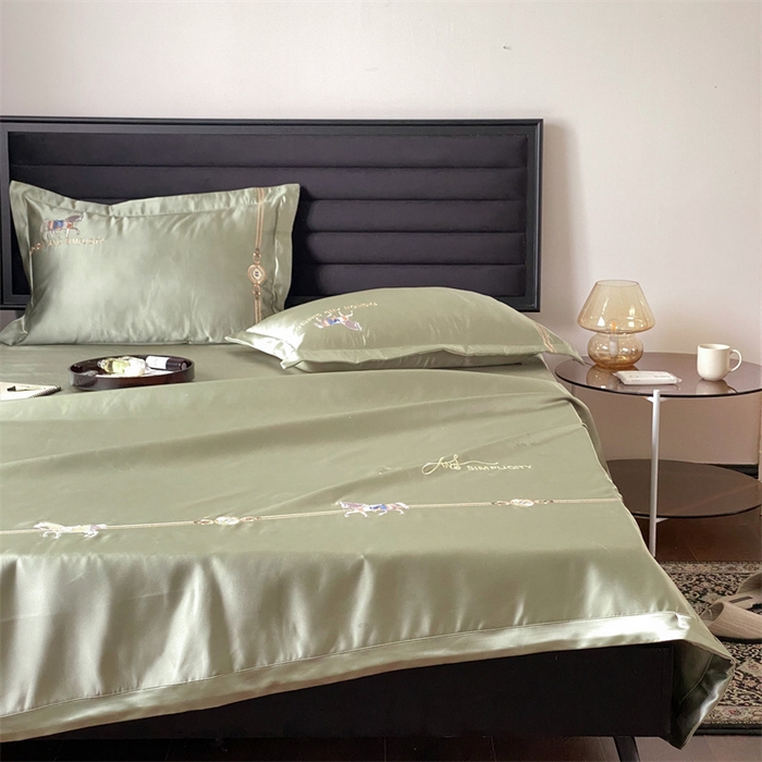 91家纺网 家纺一手货源 找家纺 MIU缪家居 2023款珍珠丝凉席  查理 豆绿