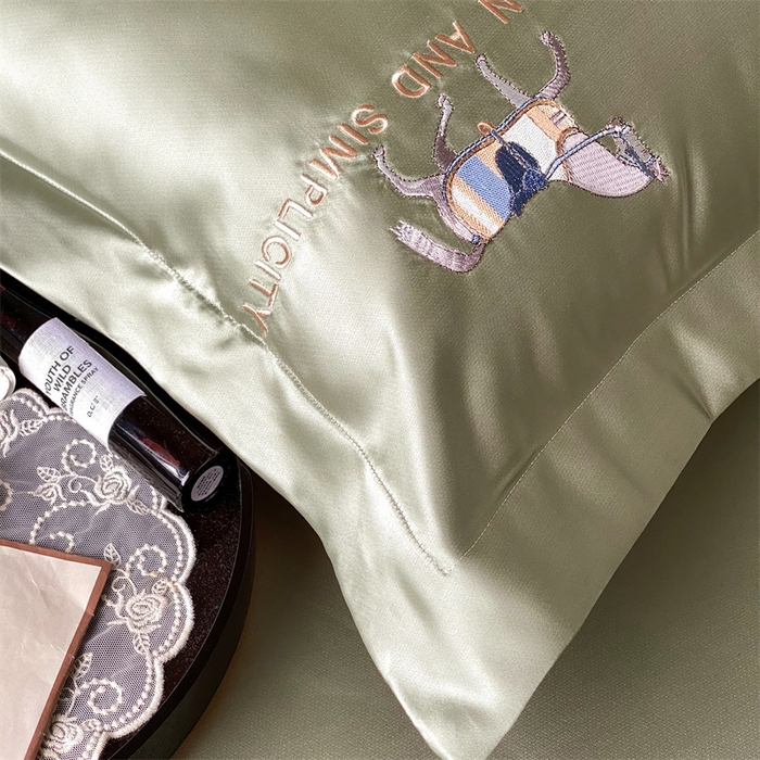 91家纺网 家纺一手货源 找家纺 MIU缪家居 2023款珍珠丝凉席  查理 豆绿