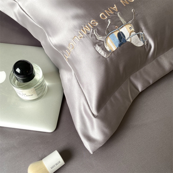 91家纺网 家纺一手货源 找家纺 MIU缪家居 2023款珍珠丝凉席  查理 灰色