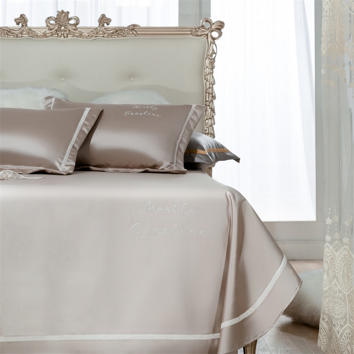 91家纺网 家纺一手货源 找家纺 MIU缪家居 2023款珍珠丝凉席 简爱（棚拍） 香槟金