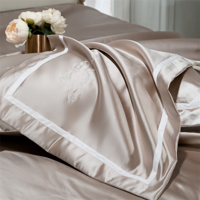 91家纺网 家纺一手货源 找家纺 MIU缪家居 2023款珍珠丝凉席 简爱（棚拍） 香槟金