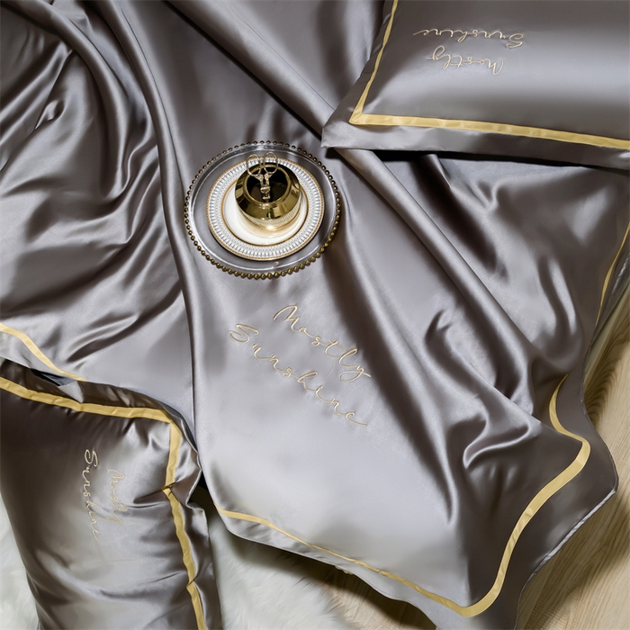 91家纺网 家纺一手货源 找家纺 MIU缪家居 2023款珍珠丝凉席 简爱（棚拍） 气质灰