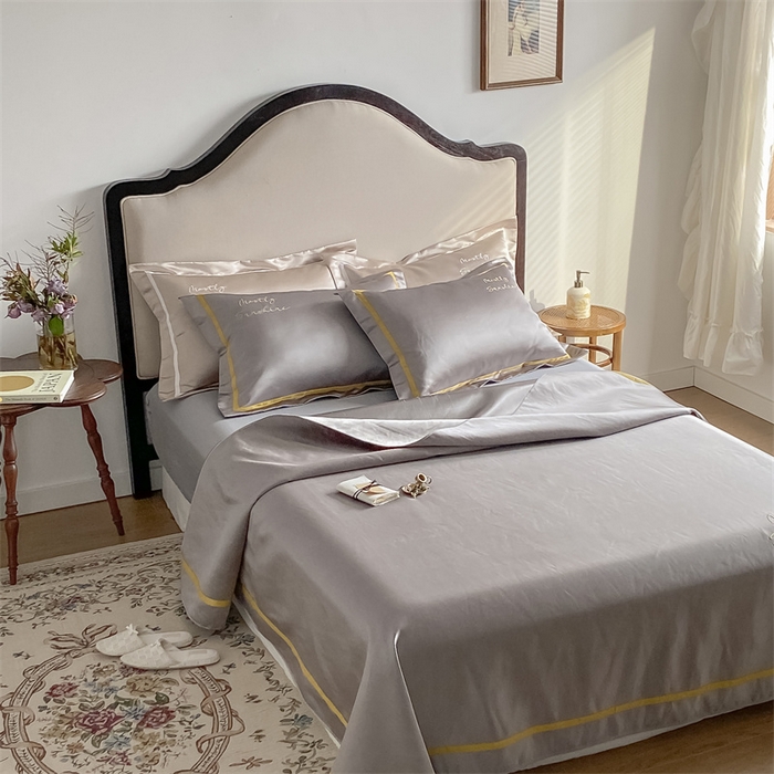 91家纺网 家纺一手货源 找家纺 MIU缪家居 2023款珍珠丝凉席 简爱（实拍） 气质灰