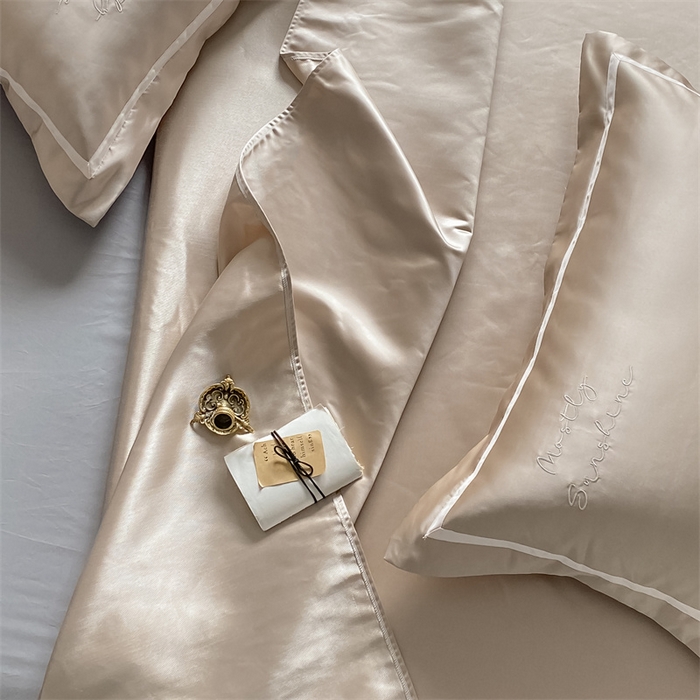 91家纺网 家纺一手货源 找家纺 MIU缪家居 2023款珍珠丝凉席 简爱（实拍） 香槟金