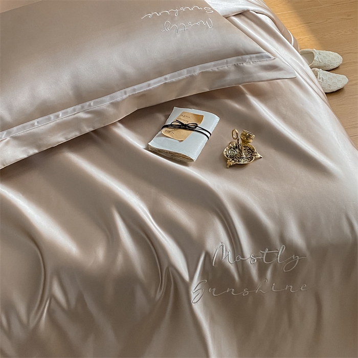 91家纺网 家纺一手货源 找家纺 MIU缪家居 2023款珍珠丝凉席 简爱（实拍） 香槟金