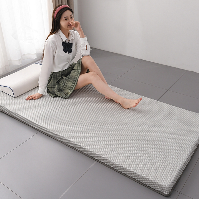 91家纺网 家纺一手货源 找家纺 亿丁点2023新款豆豆床垫 灰色