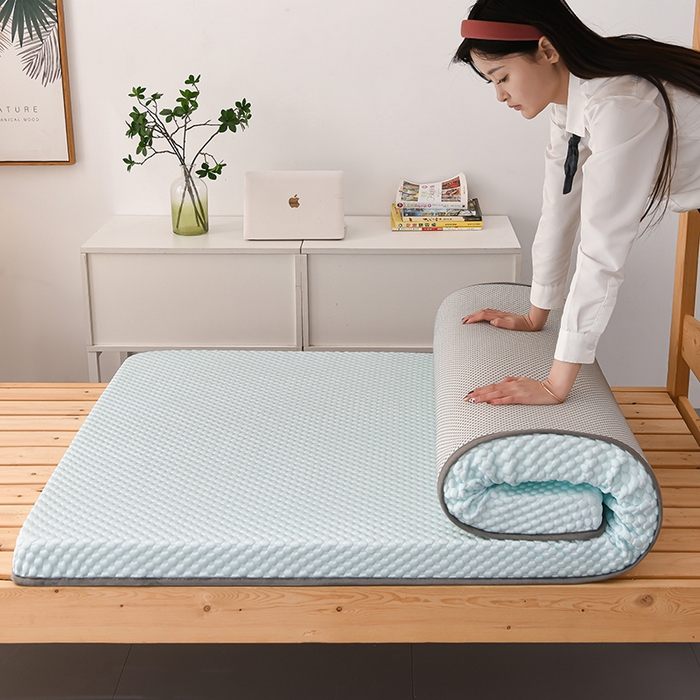 91家纺网 家纺一手货源 找家纺 亿丁点2023新款豆豆床垫 浅绿