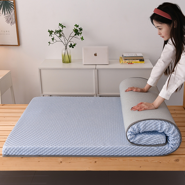 91家纺网 家纺一手货源 找家纺 亿丁点2023新款豆豆床垫 蓝色