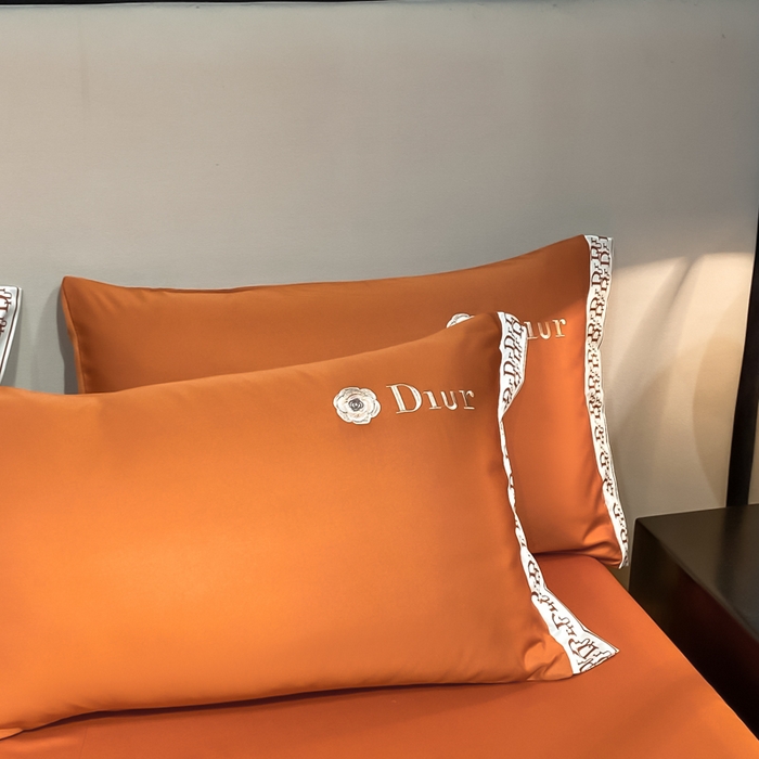 91家纺网 家纺一手货源 找家纺 露梦 2025新款大牌轻奢款水洗真丝刺绣数码宽边夏被四件套-安迪 安迪-爱玛橙