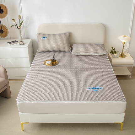 91家纺网 家纺一手货源 找家纺 寐居2023山水画凉感丝乳胶凉席  山水画-深灰