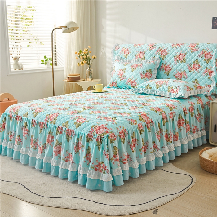 91家纺网 家纺一手货源 找家纺 十个点 2024新款全棉印花夹棉韩版蕾丝床裙三件套  兰若秋思-夹棉