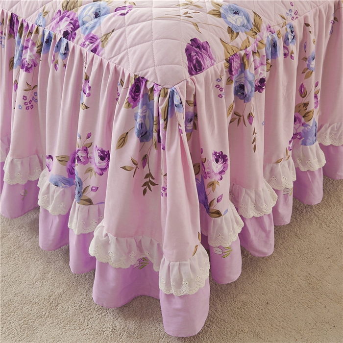 91家纺网 家纺一手货源 找家纺 十个点 2024新款全棉印花夹棉韩版蕾丝床裙三件套  紫色恋人-夹棉