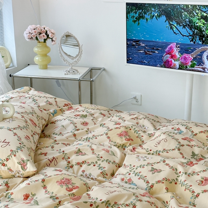 91家纺网 家纺一手货源 找家纺 昔可2023新款3月春日全棉四件套 花环樱桃兔