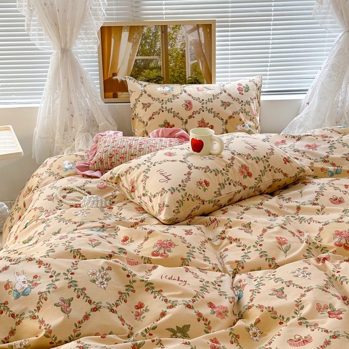 91家纺网 家纺一手货源 找家纺 昔可2023新款3月春日全棉四件套 花环樱桃兔