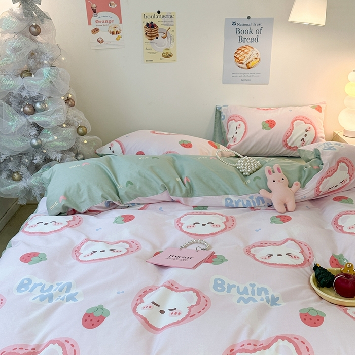 91家纺网 家纺一手货源 找家纺 昔可2023新款3月春日全棉四件套 奶酪草莓熊