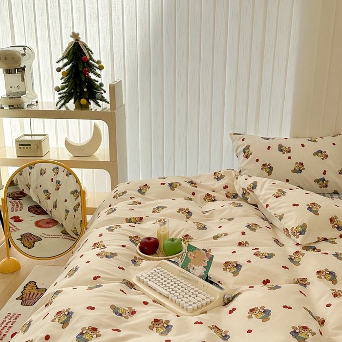 91家纺网 家纺一手货源 找家纺 昔可2023新款3月春日全棉四件套 苹果熊