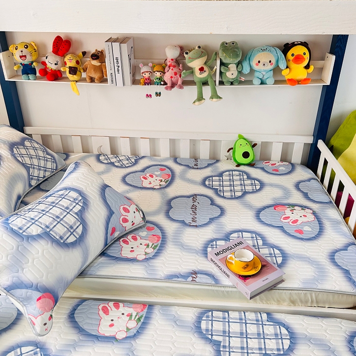 91家纺网 家纺一手货源 找家纺 小虾米 2023新款乳胶凉席床笠 爱心小兔