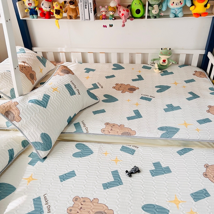 91家纺网 家纺一手货源 找家纺 小虾米 2023新款乳胶凉席床笠 爱心熊