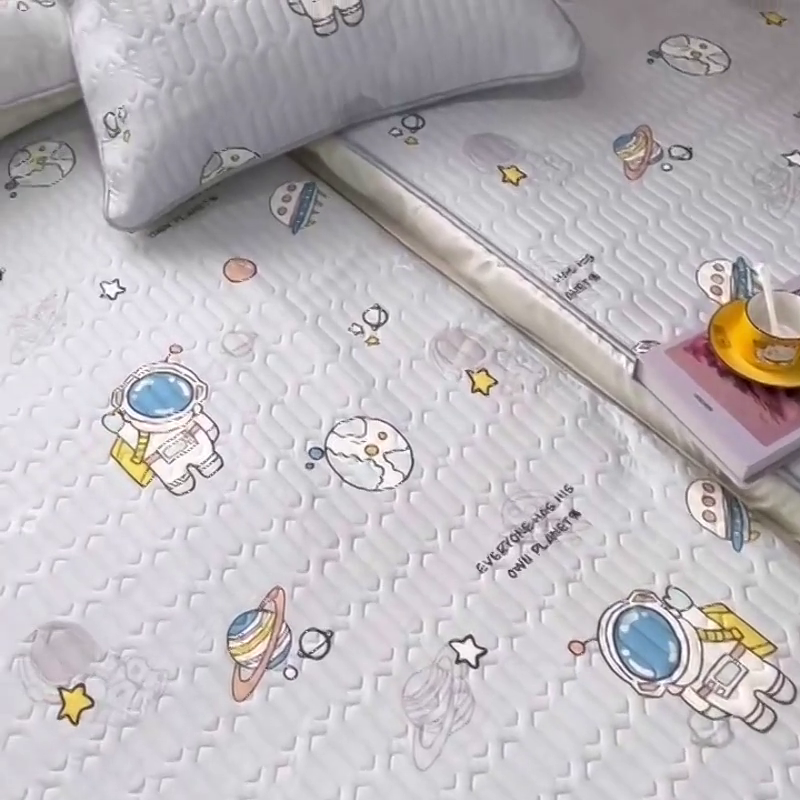 91家纺网 家纺一手货源 找家纺 小虾米 2023新款乳胶凉席床笠 宇宙太空人