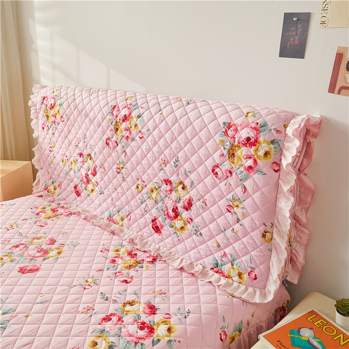 91家纺网 家纺一手货源 找家纺  十个点 2024新款全棉印花夹棉韩版蕾丝夹棉床头罩 红粉佳人-夹棉