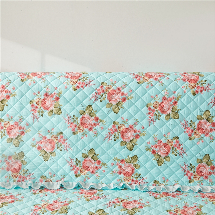 91家纺网 家纺一手货源 找家纺  十个点 2024新款全棉印花夹棉韩版蕾丝夹棉床头罩 兰若秋思-夹棉