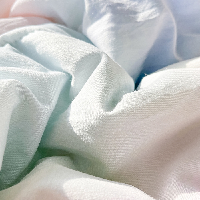 91家纺网 家纺一手货源 找家纺 寐居家纺 2023新款水洗夏被 五彩缤纷