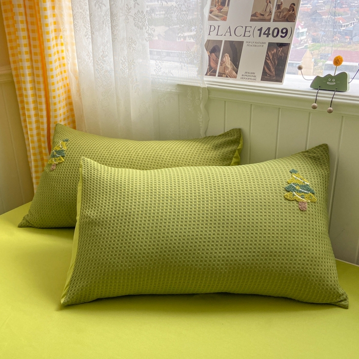 91家纺网 家纺一手货源 找家纺 慕澄 2023新款高克重小清新华夫格毛巾绣系列四件套 圣诞树-草绿绿