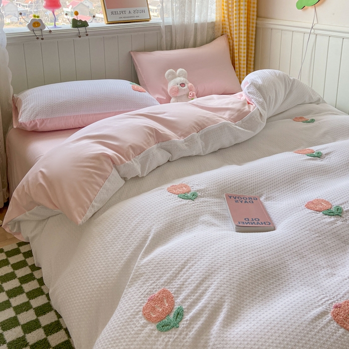 91家纺网 家纺一手货源 找家纺 慕澄 2023新款高克重小清新华夫格毛巾绣系列四件套 小花-白+粉