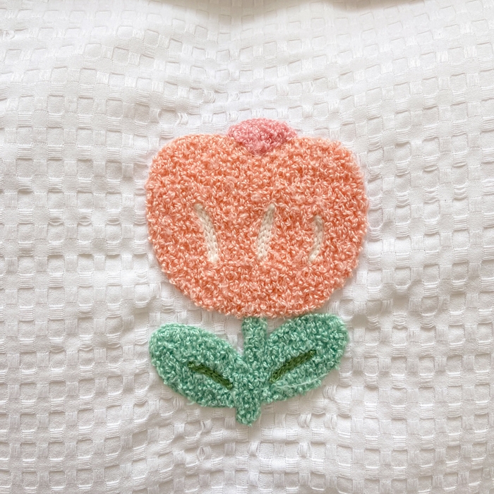 91家纺网 家纺一手货源 找家纺 慕澄 2023新款高克重小清新华夫格毛巾绣系列四件套 小花-白+粉