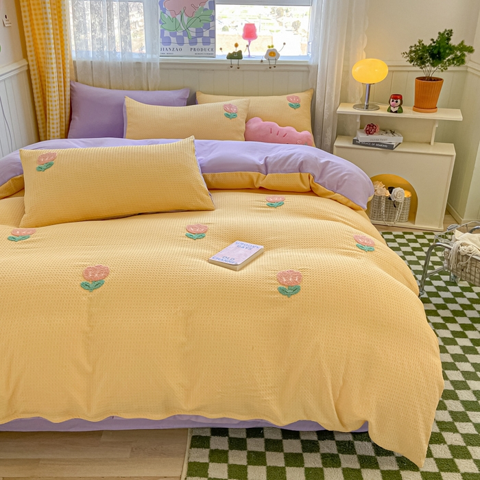 91家纺网 家纺一手货源 找家纺 慕澄 2023新款高克重小清新华夫格毛巾绣系列四件套 小花-黄+紫