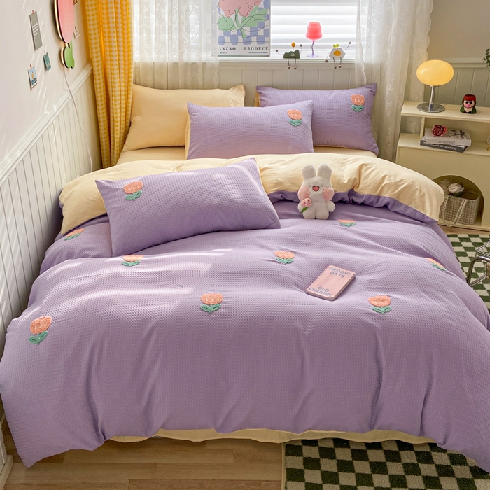 91家纺网 家纺一手货源 找家纺 慕澄 2023新款高克重小清新华夫格毛巾绣系列四件套 小花-紫+米黄